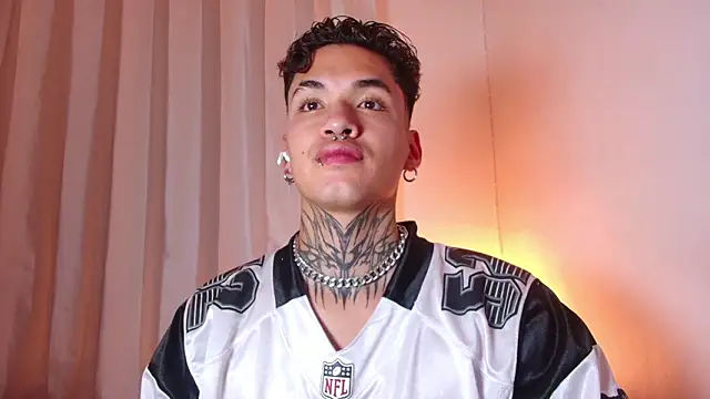 AlecBanne live sex cam