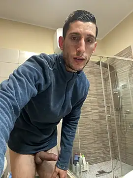 Gionnytav live sex cam