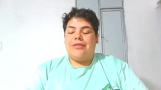 Hailey_Curvy's cam snapshot