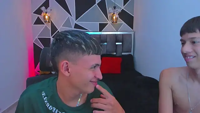 Juan_Nd_Steven live sex cam