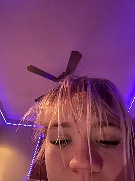 Cutiepiespanks live sex cam