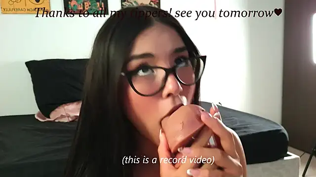 Aurorabeck_'s cam snapshot