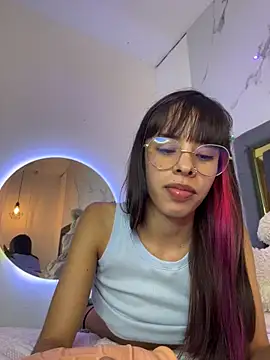 Doll_Luna_'s cam snapshot