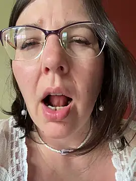 B_Bonya_m live sex cam