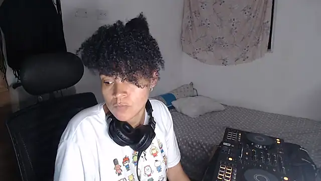 shayna_cute's cam snapshot