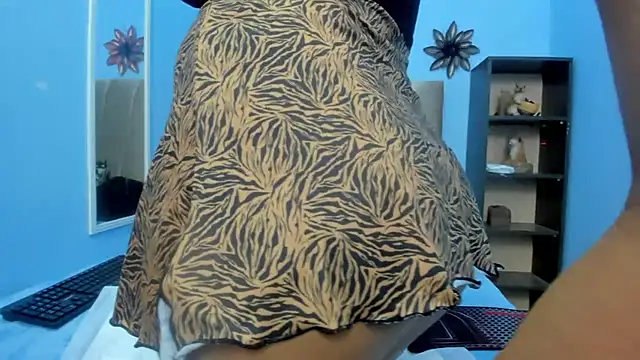 Alice_sexy26's cam snapshot