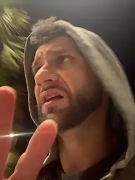 sexyhotstud12's cam snapshot