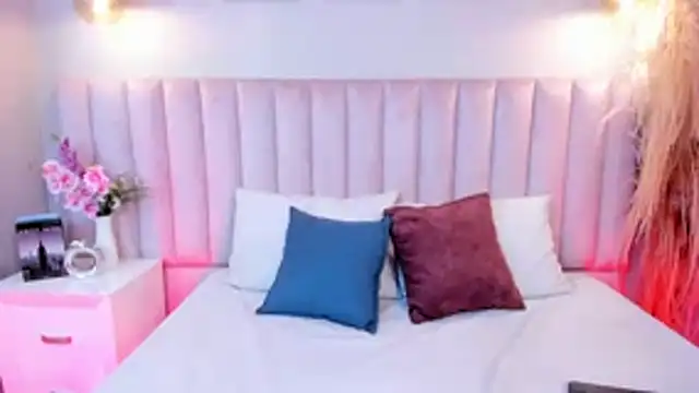 Mia__Walker's cam snapshot