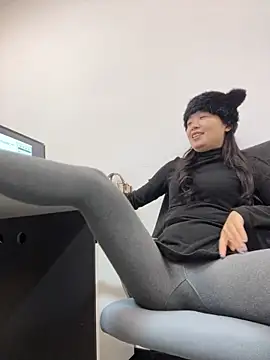 Qrooo's cam snapshot