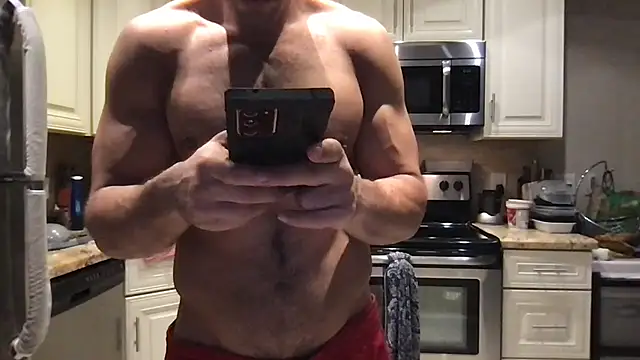 BigGuyMuscle's cam snapshot