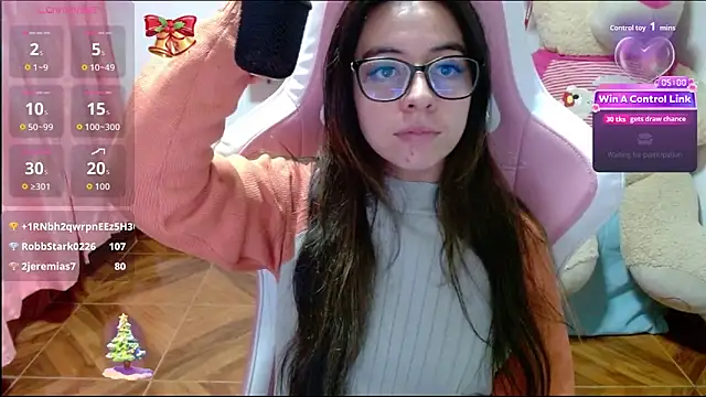 Maggie_Fox3's cam snapshot