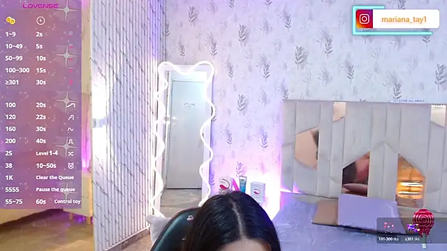 MARIANA_TAY1's cam snapshot