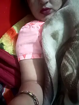 Priya_089's cam snapshot