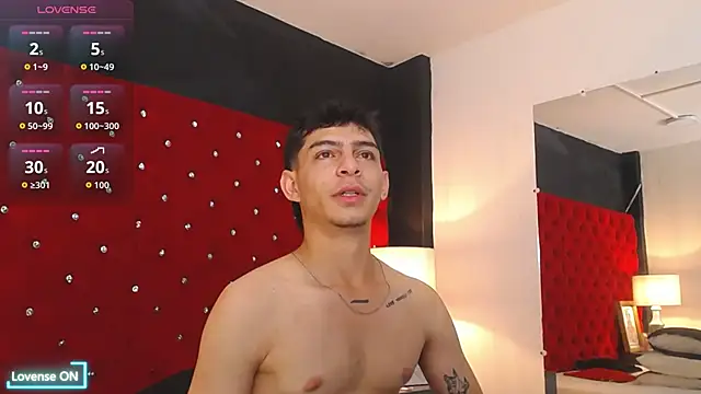 Logan_Woods's cam snapshot