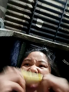 Pretty-haert's cam snapshot