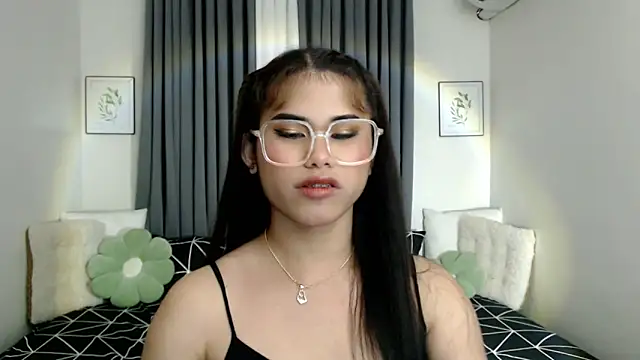 PrettyBlythes_TS live sex cam