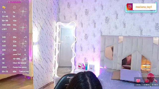 MARIANA_TAY1's cam snapshot