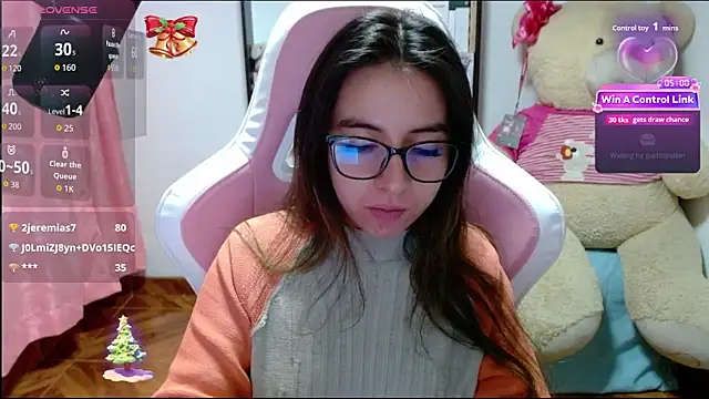 Maggie_Fox3's cam snapshot