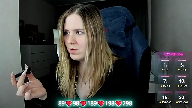 Olivia_Munk's cam snapshot