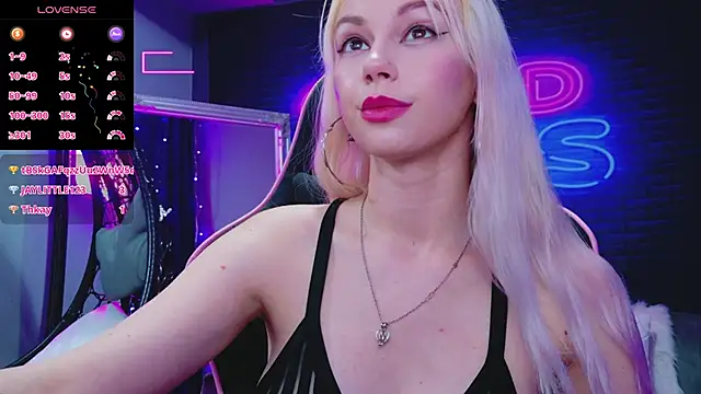 AlessiaCroft's cam snapshot