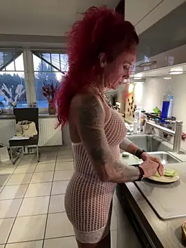 Hotmilfhamburg1 live sex cam