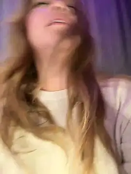 MerlyG's cam snapshot