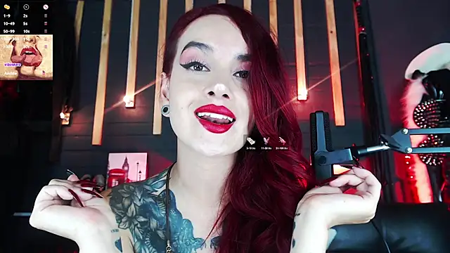 Liilith_goddess_'s cam snapshot