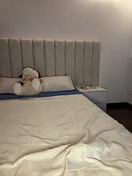 Mia_Roswell's cam snapshot