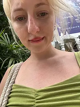 RonnieKiss's cam snapshot