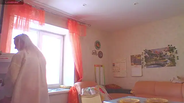 mira_robinsonnn's cam snapshot