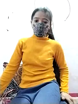 Cute-Naavya's cam snapshot