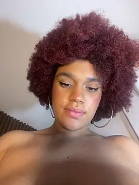 loladupont's cam snapshot