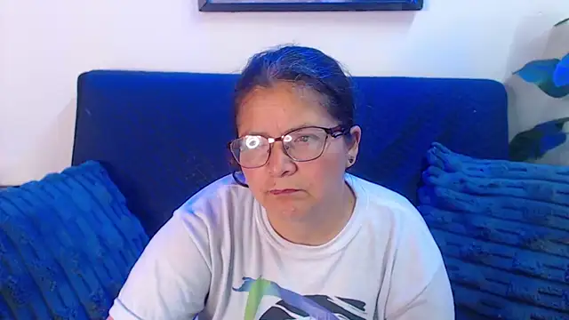 Linda_banks_'s cam snapshot