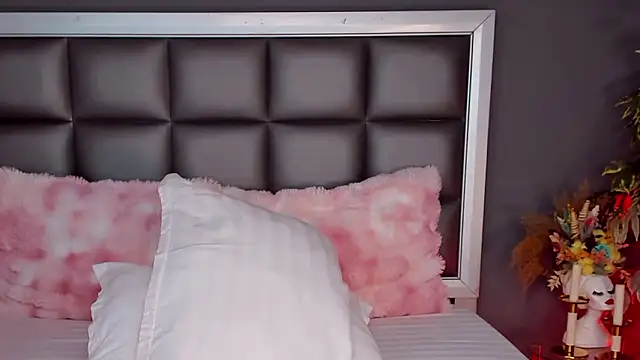 Rachel_Quinn_'s cam snapshot