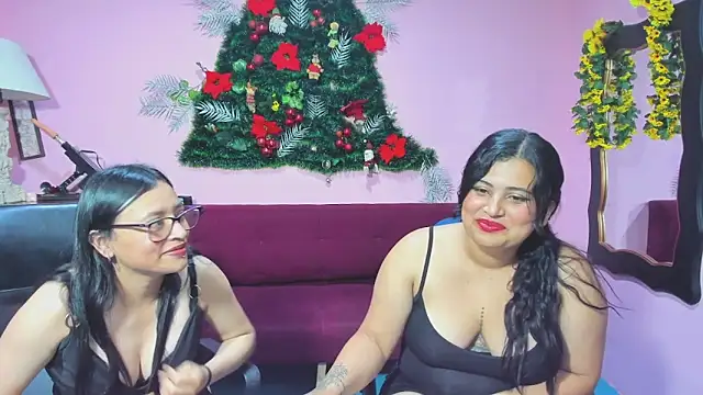 LesbianCouple02 live sex cam