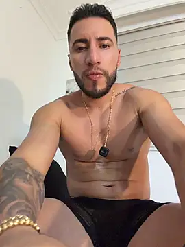 Thiago_Hill live sex cam