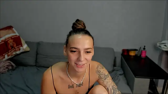 AnnaMized live sex cam