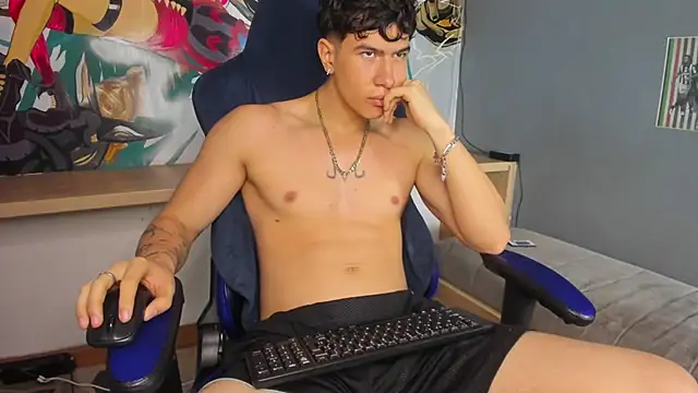 Criss_Adams's cam snapshot