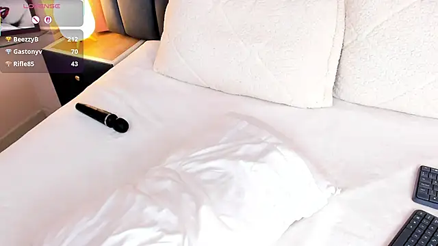 LisaMendez's cam snapshot