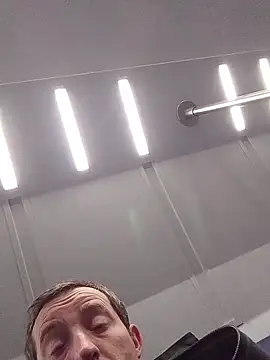 openlegsforyou's cam snapshot