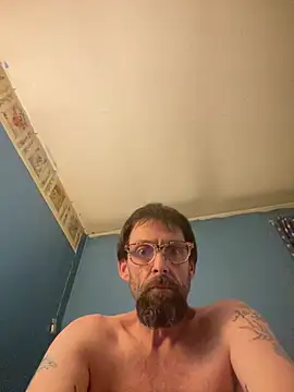 biggdaddyandqueenn live sex cam