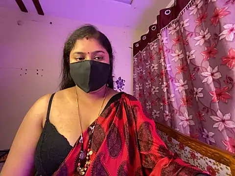 LouleyRanii's cam snapshot