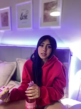 scarlett_pinkk1's cam snapshot