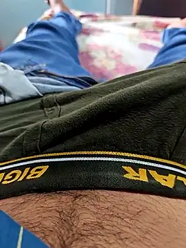 AqueousCrepe live sex cam