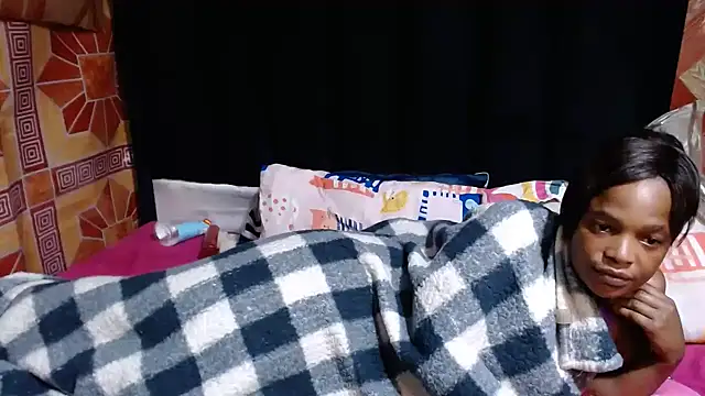 Thickbootykim's cam snapshot