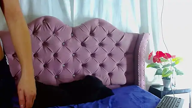 Britney_thx's cam snapshot