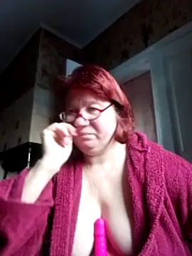 SquirrelFine's cam snapshot