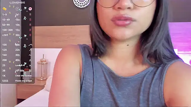 kendalFox_'s cam snapshot