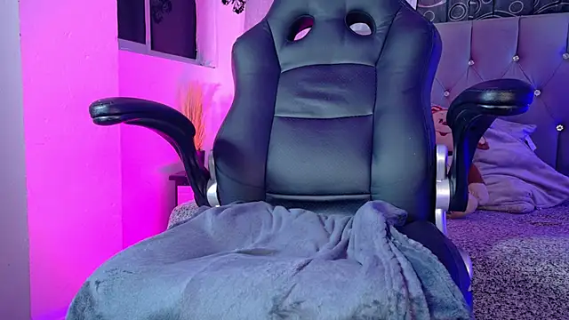 meggan_77's cam snapshot