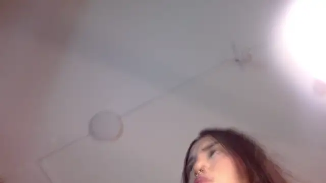 tael_novacs's cam snapshot